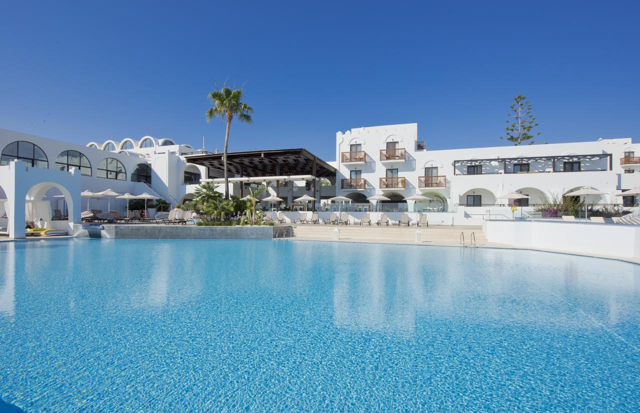 Oceanis Beach & Spa Resort Псалиди Екстериор снимка